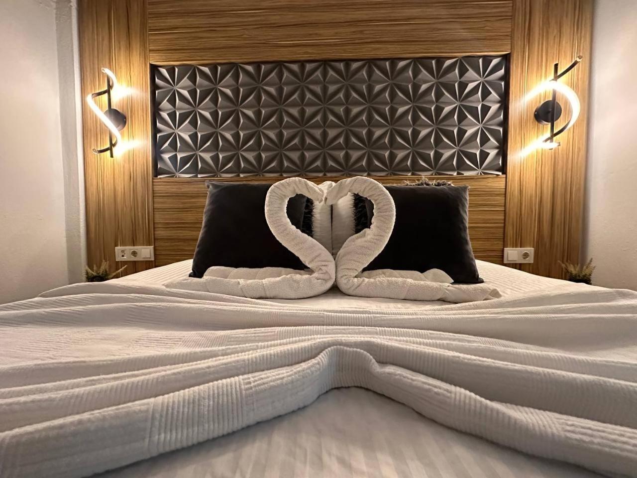 Royal Ezel Hotel Анталия Екстериор снимка