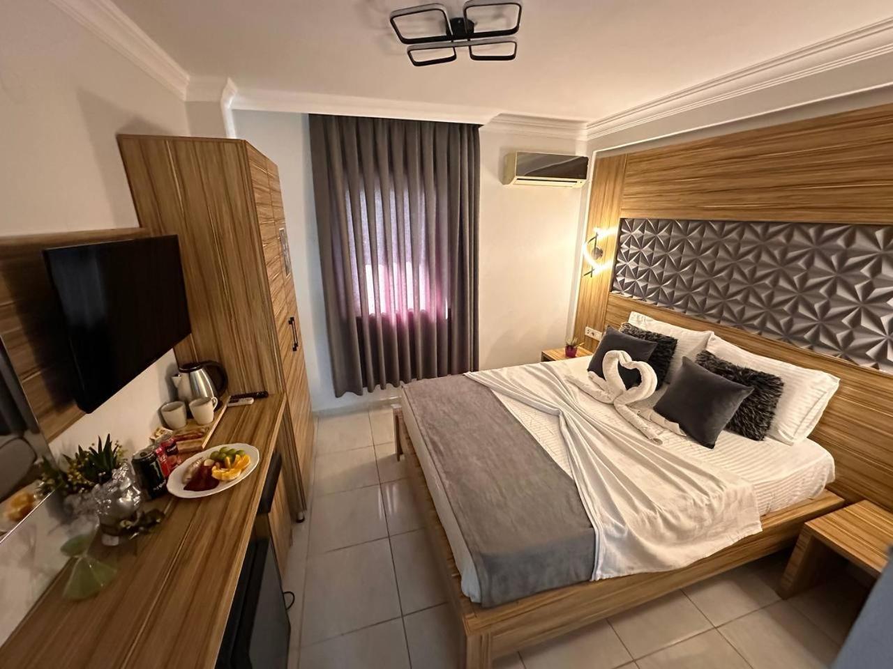 Royal Ezel Hotel Анталия Екстериор снимка