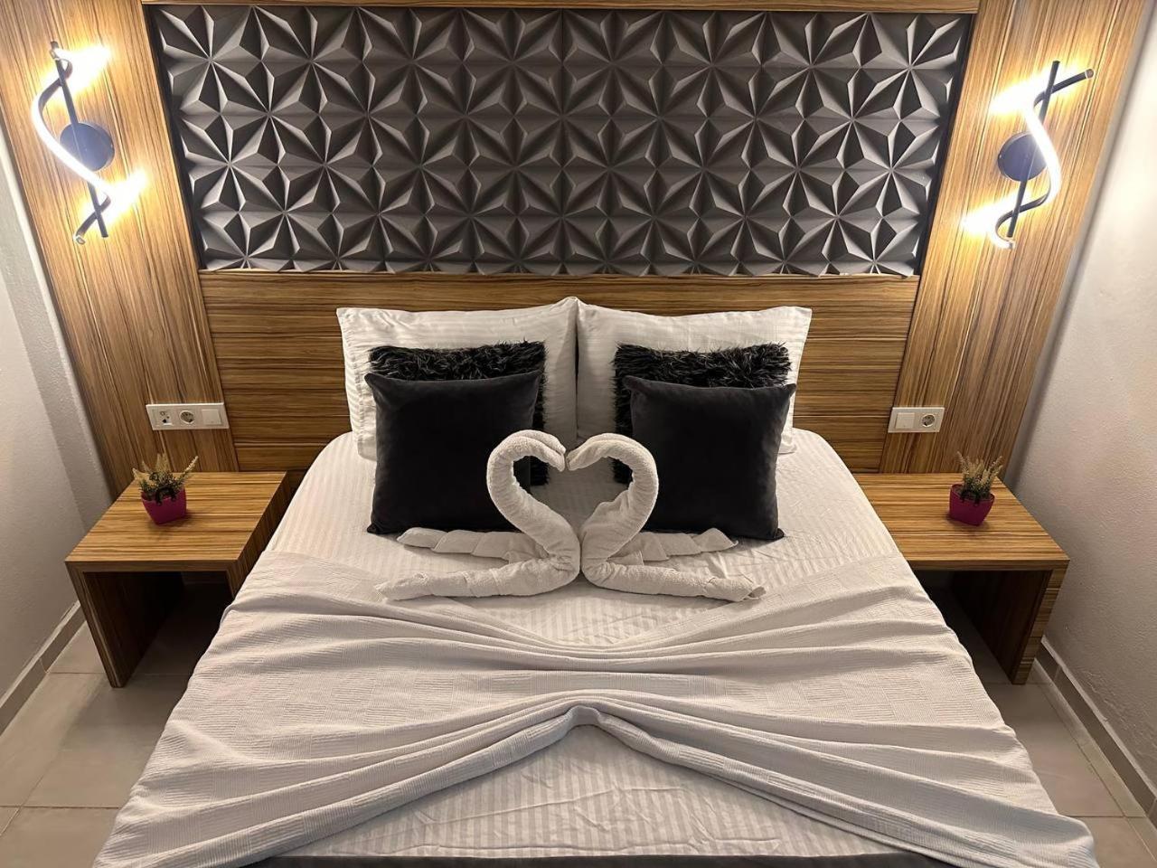 Royal Ezel Hotel Анталия Екстериор снимка