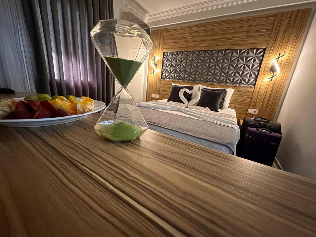 Royal Ezel Hotel Анталия Екстериор снимка