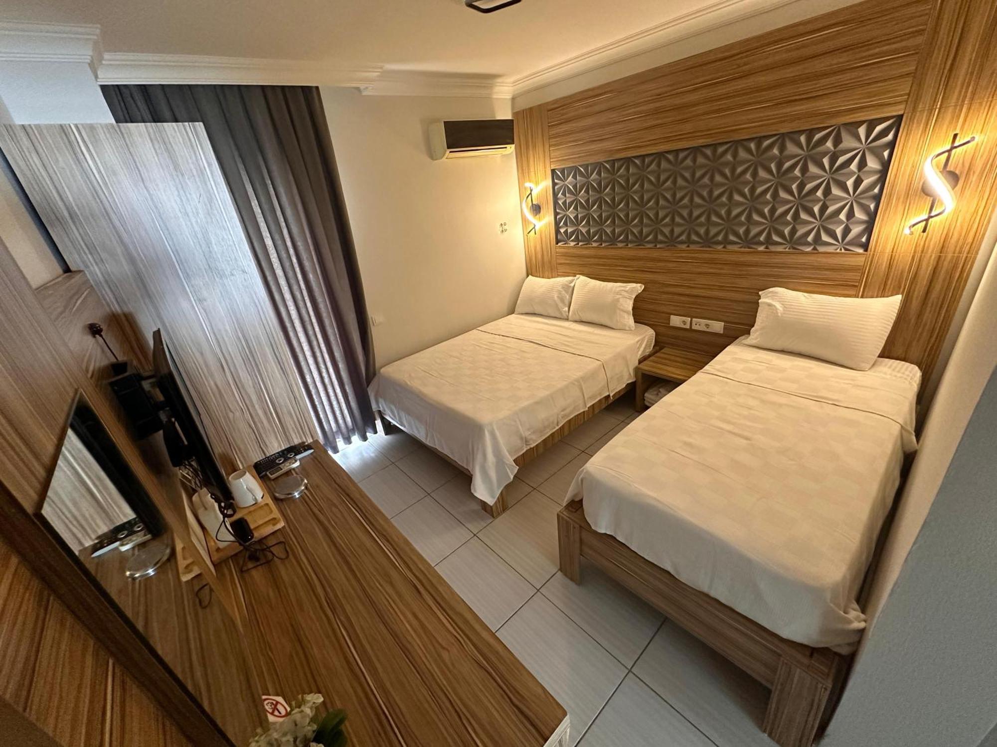 Royal Ezel Hotel Анталия Екстериор снимка
