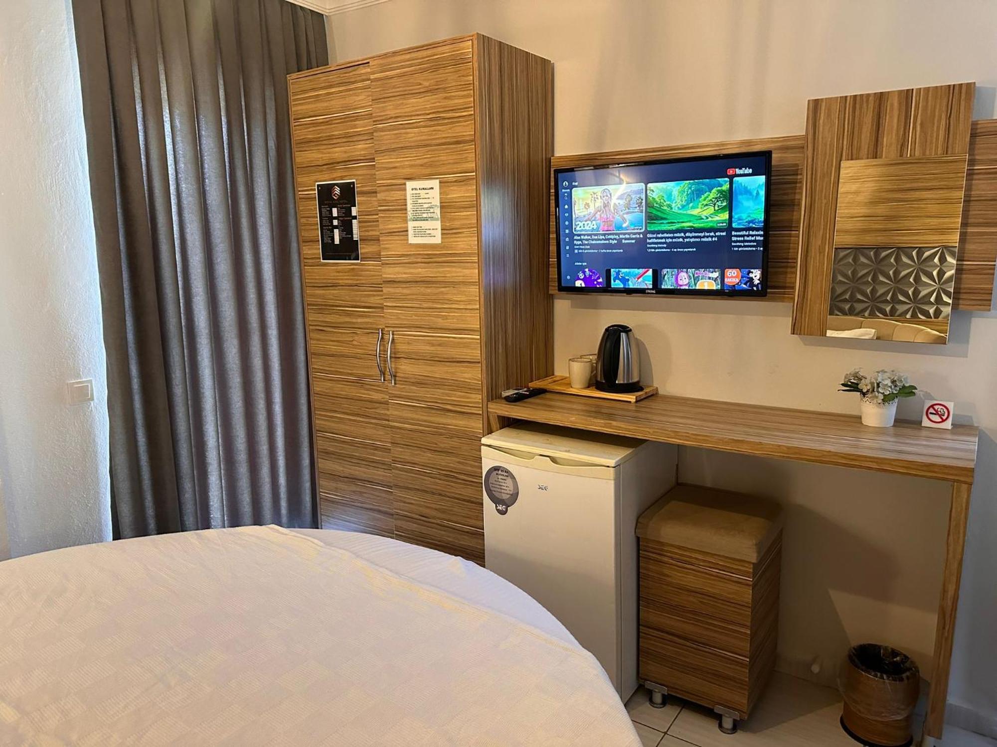 Royal Ezel Hotel Анталия Екстериор снимка