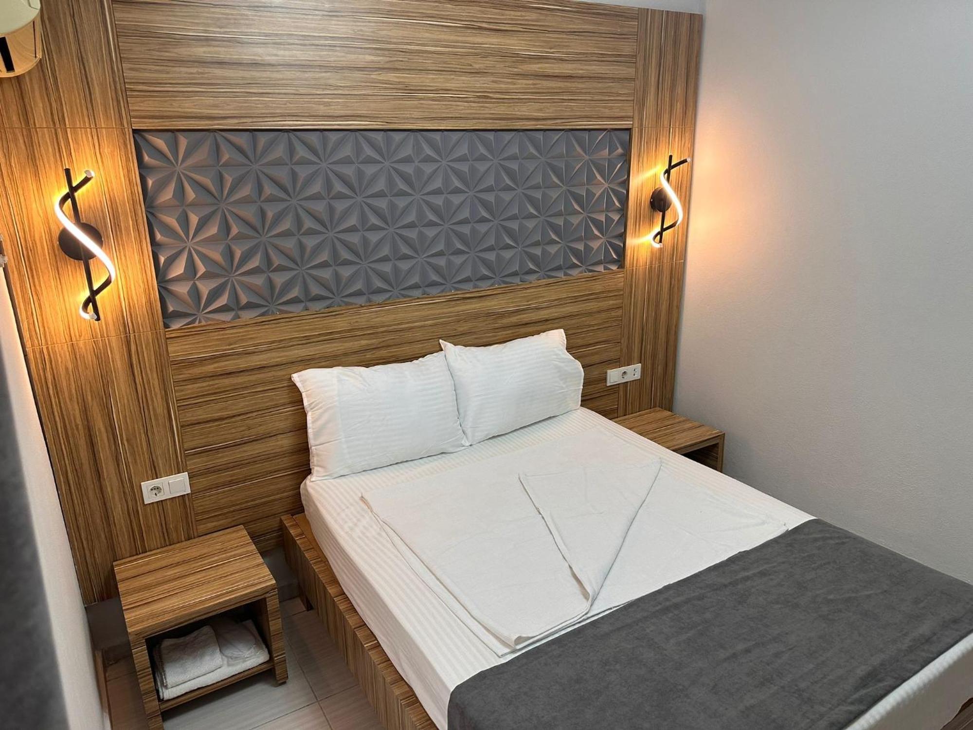 Royal Ezel Hotel Анталия Екстериор снимка