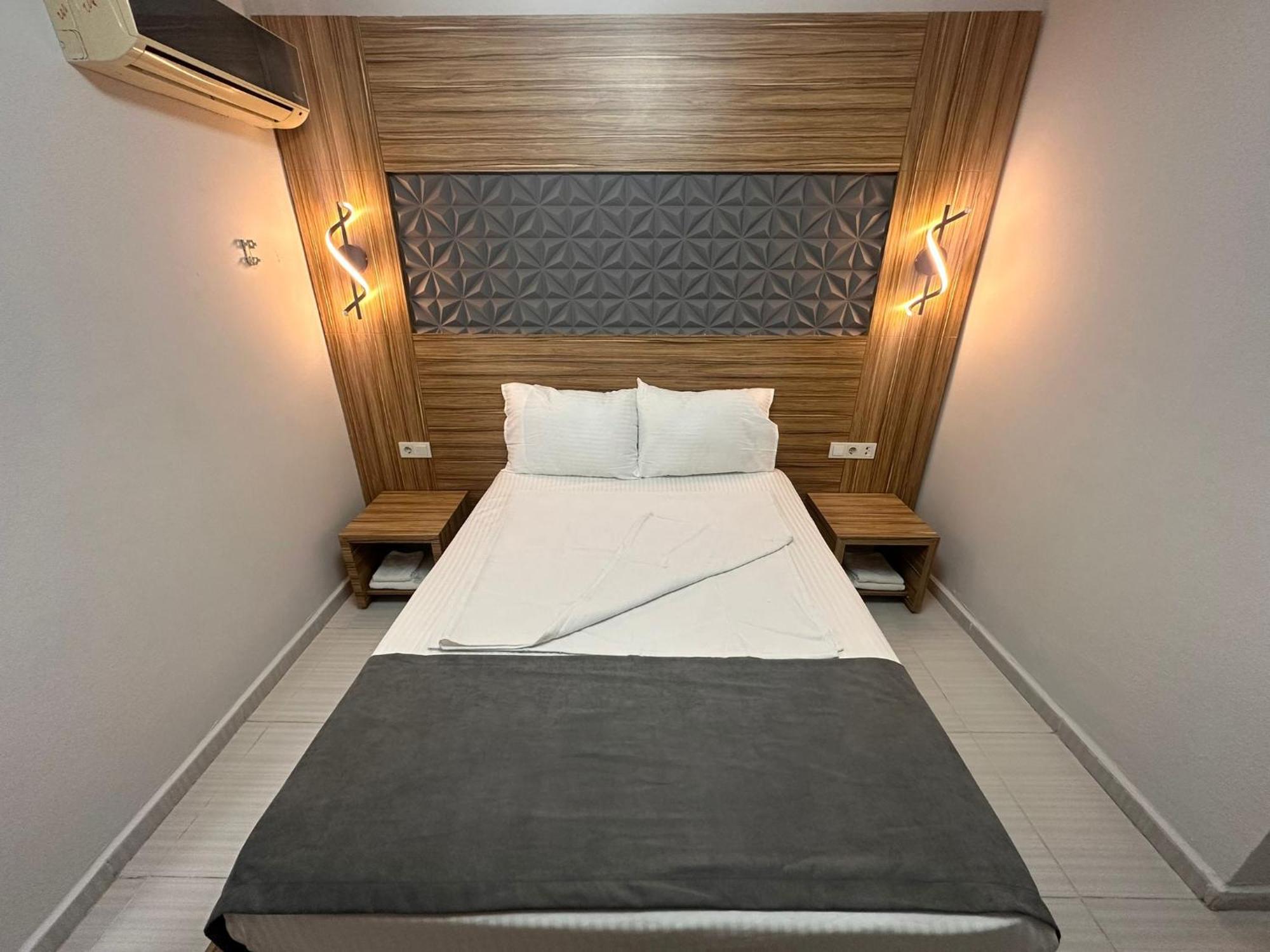 Royal Ezel Hotel Анталия Екстериор снимка