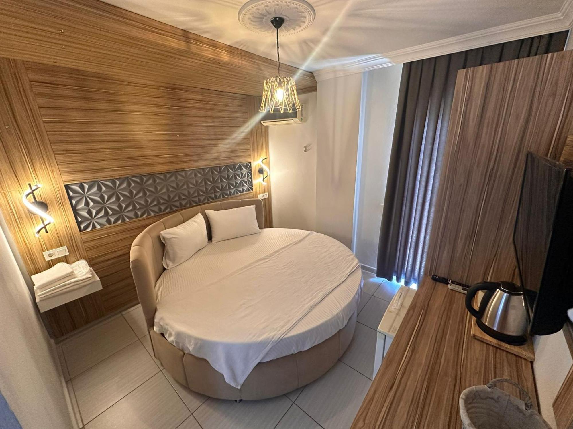 Royal Ezel Hotel Анталия Екстериор снимка