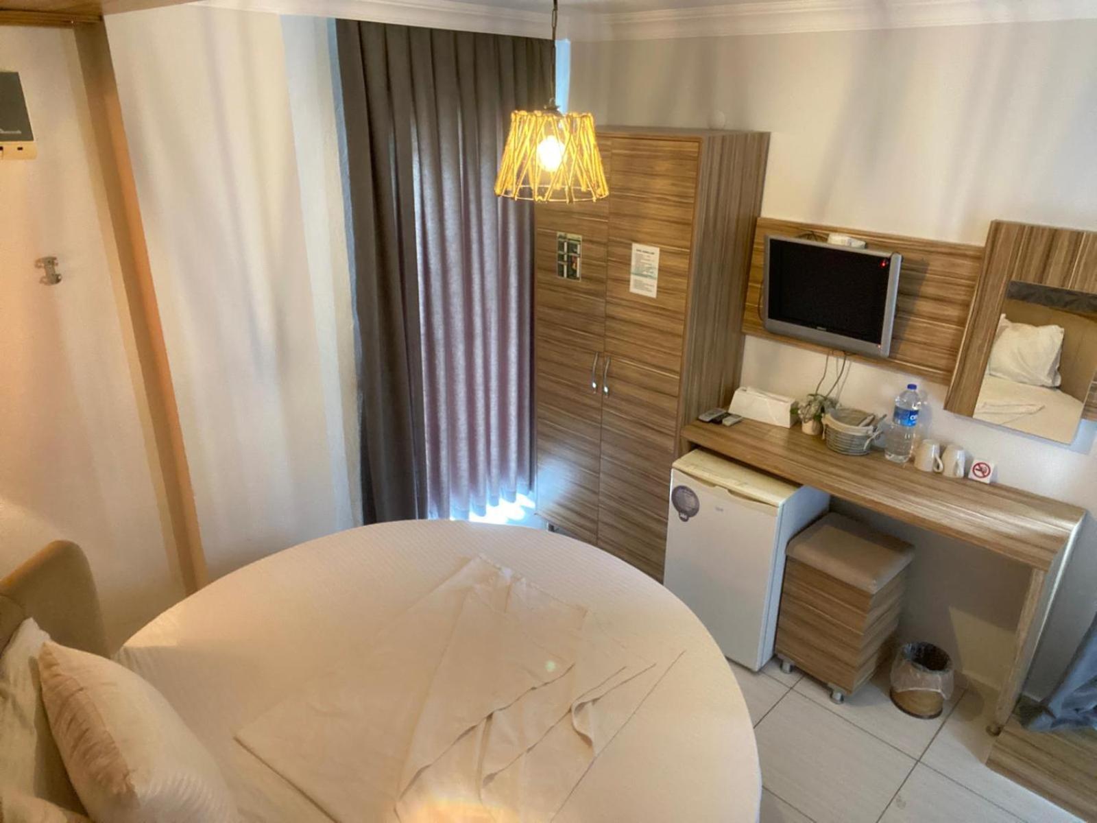 Royal Ezel Hotel Анталия Екстериор снимка